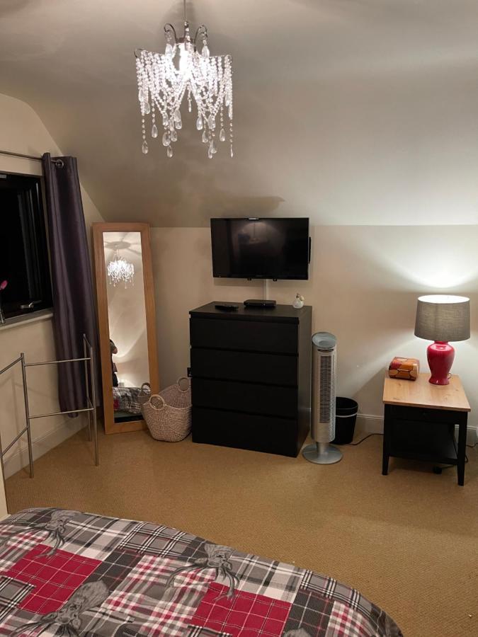 Lindas Retreats Self Catering Accommodation 1 Bedroom Cottage Or 3 Bedroom House Tomintoul Esterno foto