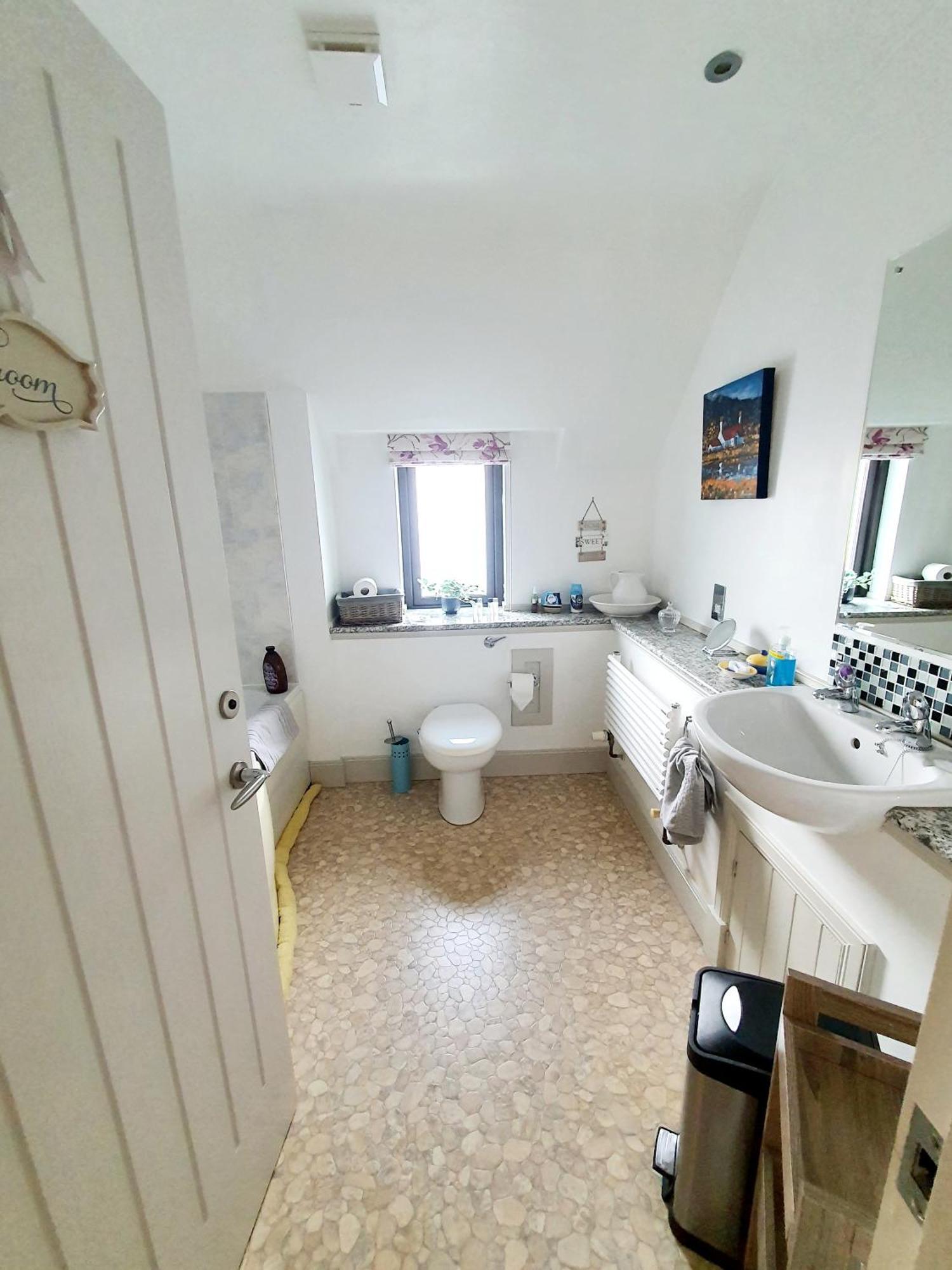 Lindas Retreats Self Catering Accommodation 1 Bedroom Cottage Or 3 Bedroom House Tomintoul Esterno foto