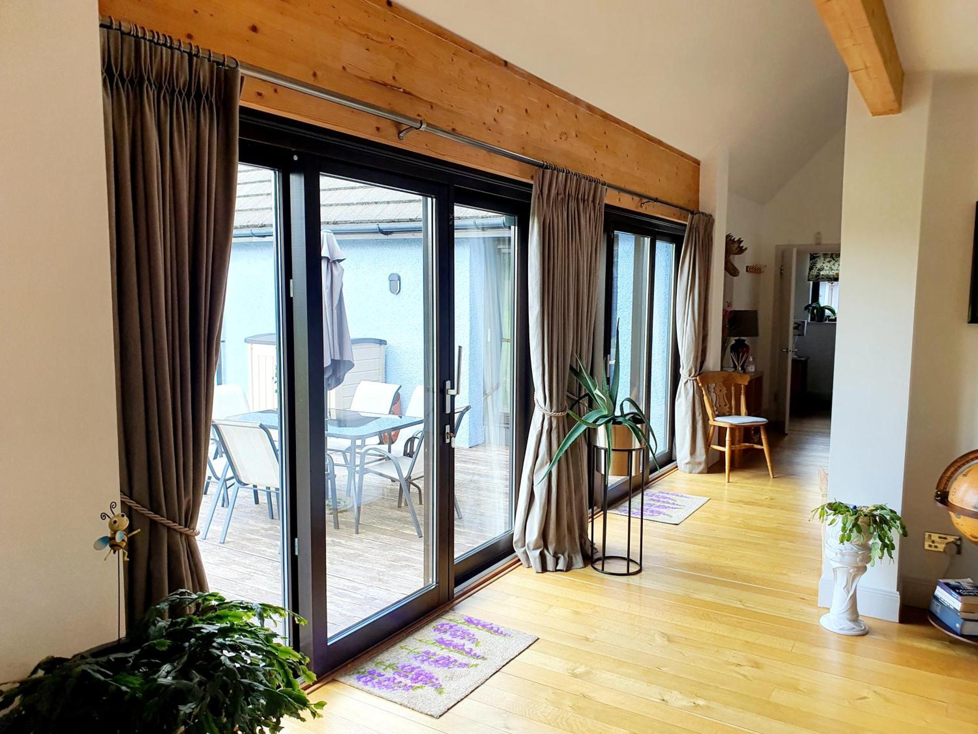 Lindas Retreats Self Catering Accommodation 1 Bedroom Cottage Or 3 Bedroom House Tomintoul Esterno foto